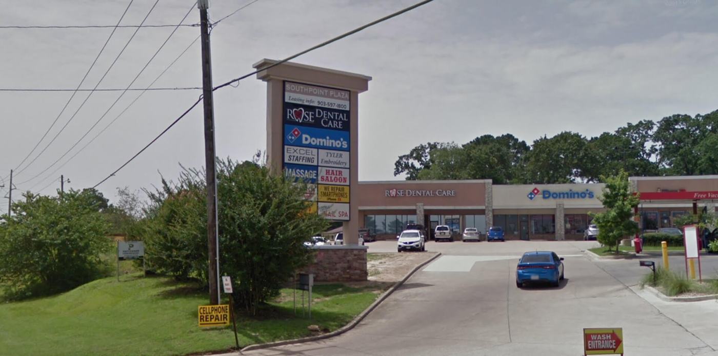 Rose Dental Care of Tyler at Southpoint Plaza on Troup Hwy